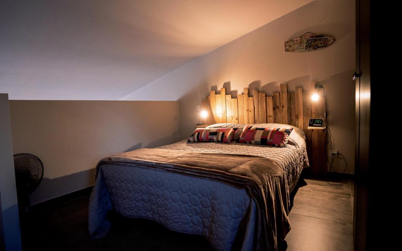 Sous Les Pins Gites Et Chambres D'Hotes La Londe-les-Maures Ngoại thất bức ảnh