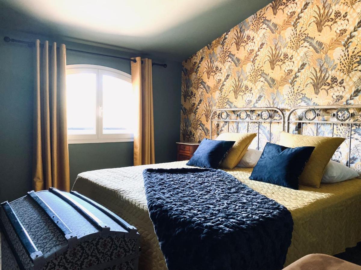 Sous Les Pins Gites Et Chambres D'Hotes La Londe-les-Maures Ngoại thất bức ảnh